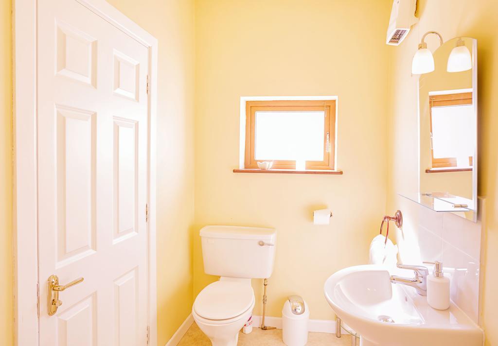 Bed and Breakfast The Harp Килларни Экстерьер фото